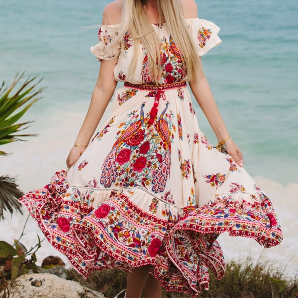 Spell Hotel Paradiso marching set DUPE